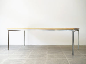 ポール・ケアホルム PK51テーブル デスク EKC製 Poul Kjærholm PK51 table desk ケアホルムのワークテーブル スチールのフレームがシャープで美しい
