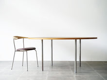 画像をギャラリービューアに読み込む, ポール・ケアホルムのテーブル 丸テーブル北欧 Poul Kjærholm PK39 Table テーブルとウェグナーの椅子PP701
