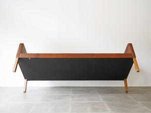 Børge Mogensen Model 2209 Sofa ボーエモーエンセン フレデリシア ソファ 3人掛け スリーシーター 革張りのソファ 北欧ヴィンテージ ソファの裏面
