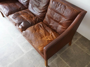Børge Mogensen Model 2209 Sofa ボーエモーエンセン フレデリシア ソファ 3人掛け スリーシーター 革張りのソファ 北欧ヴィンテージ ソファの革張りのクッション 破れあり