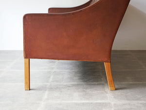 Børge Mogensen Model 2209 Sofa ボーエモーエンセン フレデリシア ソファ 3人掛け スリーシーター 革張りのソファ 北欧ヴィンテージ ソファの脚