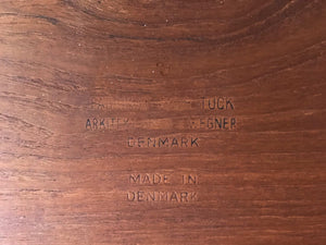 ハンスJウェグナーのX-ledテーブルAT308 Hans J. Wegner AT308 Table テーブルの裏面にあるAndreas Tuck社の刻印