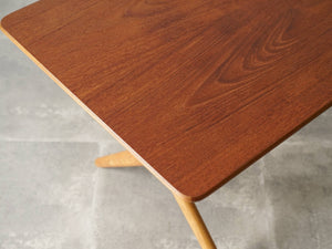 ハンスJウェグナーのX-ledテーブルAT308 Hans J. Wegner AT308 Table テーブルの天板の丸い角