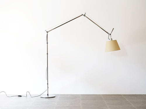 トロメオ メガ フロアランプ ミケーレ・デ・ルッキ&ジャンカルロ・ファッシーナ アルテミデ Michele De Lucchi Giancarlo Fassina Tolomeo Floor lamp イタリアデザイン 照明 フロアランプ