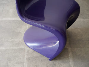 パントンチェア ヴィンテージ ハーマンミラー パープル 廃盤 紫 ヴェルナー・パントン Verner Panton Panton Chair purple herman miller 椅子の脚