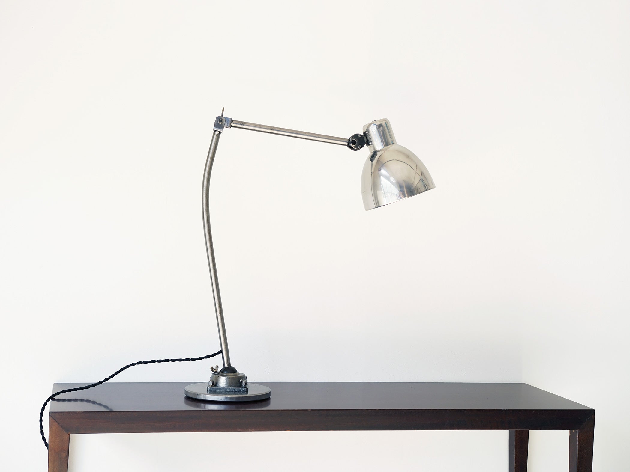 Adjustable industrial Table lamp of steel