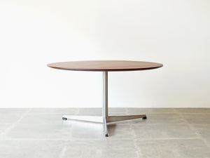 Arne Jacobsen（アルネ・ヤコブセン）ローズウッドのコーヒーテーブル