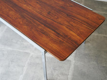 画像をギャラリービューアに読み込む, Arne Jacobsen Fritz Hansen アルネヤコブセン  モデル3501 ローズウッド ローテーブル 北欧ヴィンテージ コーヒーテーブル 天板の木目
