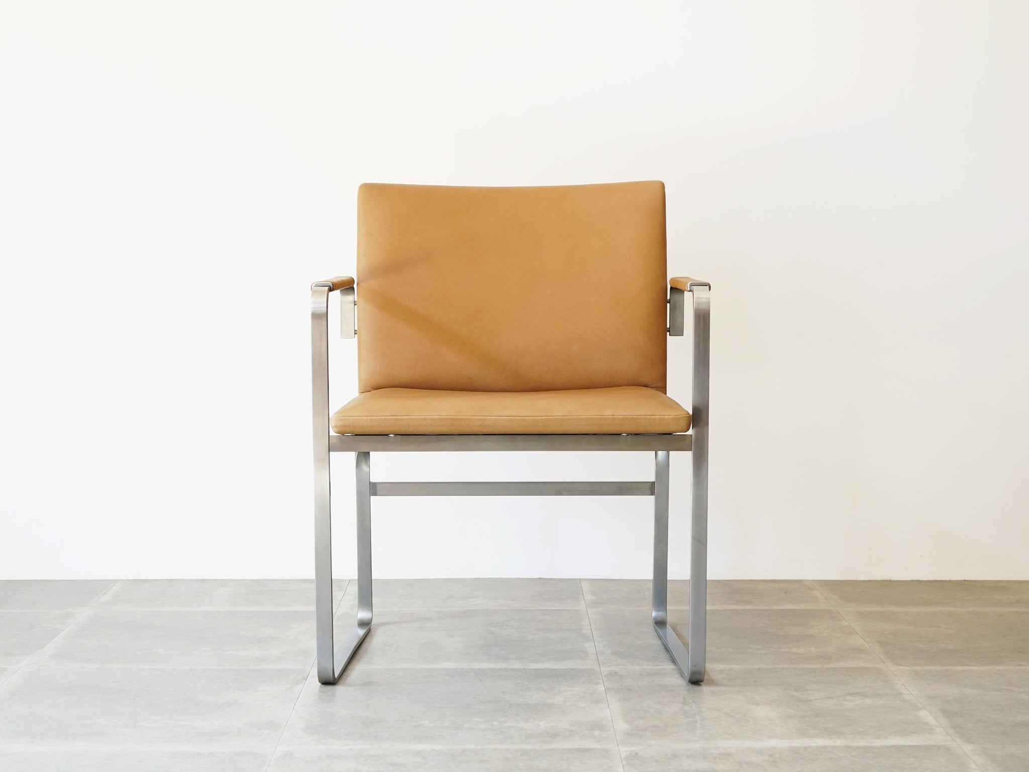 Hans J. Wegner（ハンスJ.ウェグナー) JH811 アームチェア Johannes