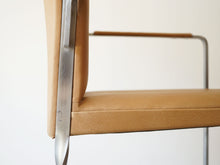 画像をギャラリービューアに読み込む, Hans J Wegner JH811 Johannes Hansen ハンス ウェグナー ヨハネス ハンセン 北欧ヴィンテージ スチール レザー アームチェアのフレーム
