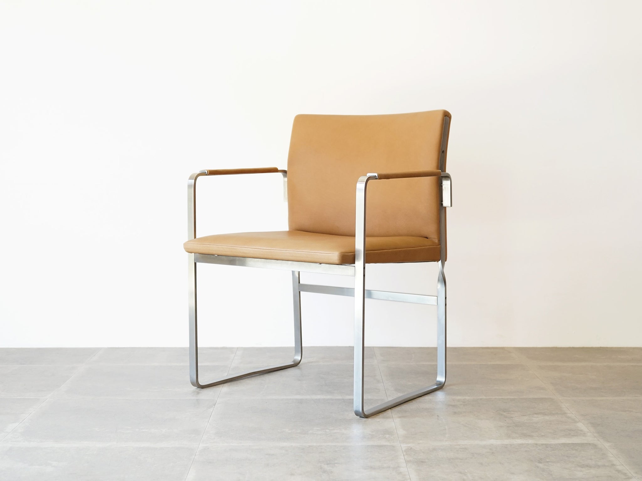 Hans J. Wegner（ハンス・J・ウェグナー ）商品一覧 / 北欧