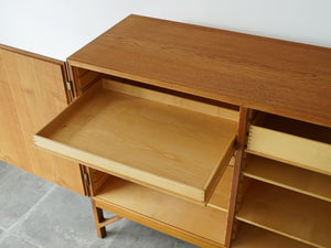 Børge Mogensen Cabinet 232 with two doors CMMadsen ボーエモーエンセン　扉付きのキャビネット 真鍮製の取手 　戸棚ヴィンテージ 棚の引き出し