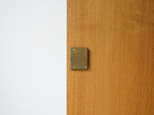 画像をギャラリービューアに読み込む, Børge Mogensen Cabinet with two doors
