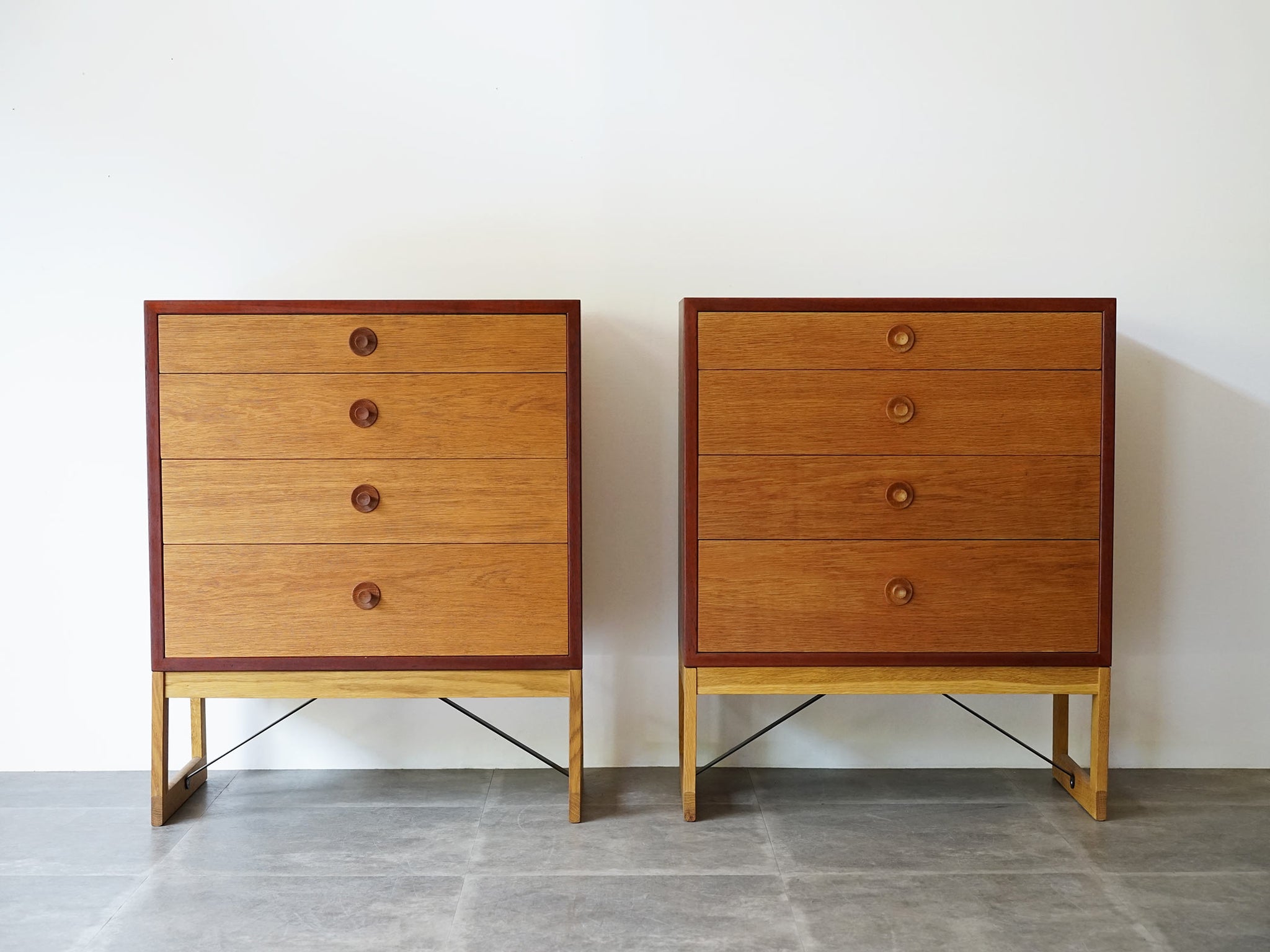 Cabinet キャビネット、棚、収納棚、ウォールユニット、壁掛け Cabinet キャビネット、棚、収納棚、ウォールユニット、壁掛け