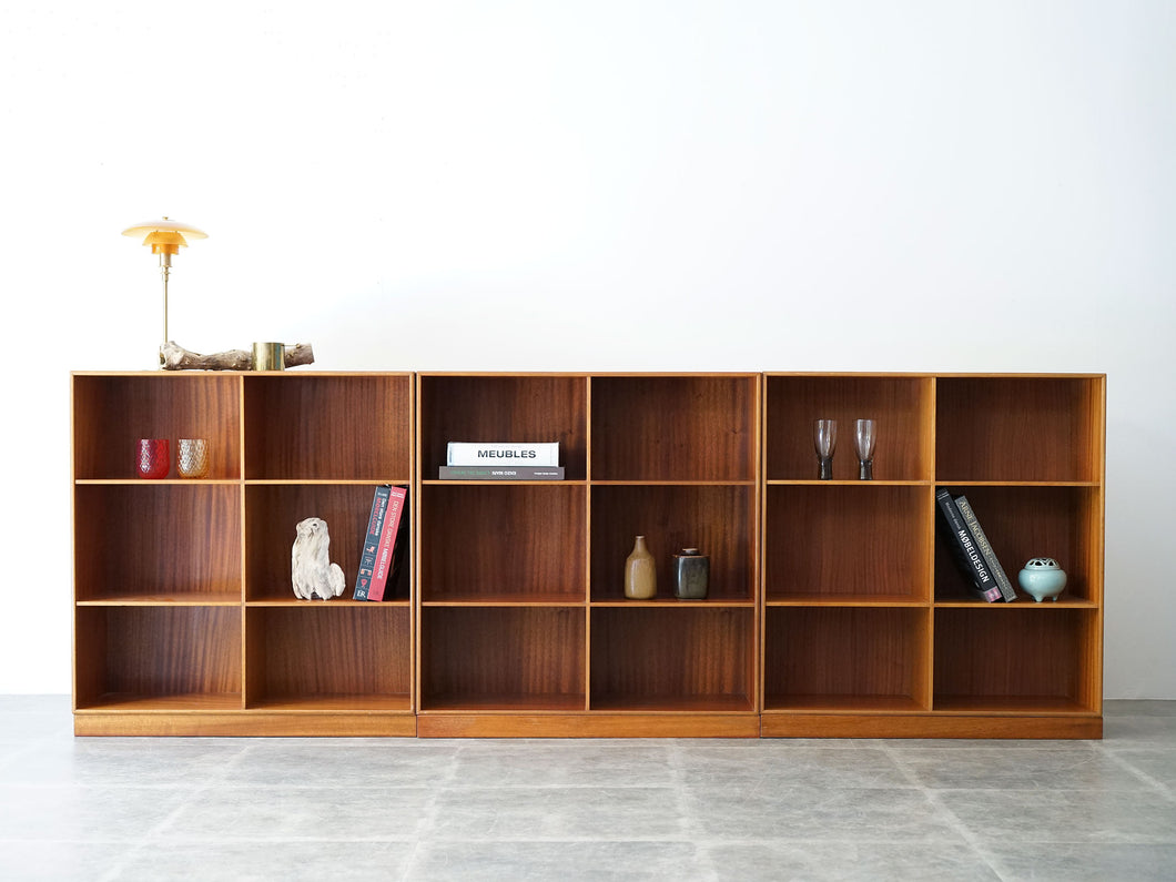 モーエンス・コッホのブックケース 本棚 Mogens Koch Bookcases マホガニー無垢材の棚