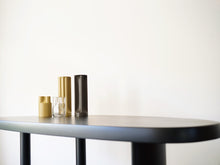画像をギャラリービューアに読み込む, シャルロット・ペリアンのテーブル 自由な形シリーズ Charlotte Perriand Forme Libre Table 大きなダイニングテーブル デザイナーズテーブル テーブルの上にエンツォマーリのオブジェ
