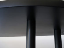 画像をギャラリービューアに読み込む, シャルロット・ペリアンのテーブル 自由な形シリーズ Charlotte Perriand Forme Libre Table 大きなダイニングテーブル デザイナーズテーブル テーブルの裏面と脚
