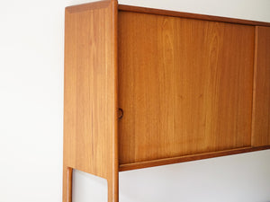 ハンスJウェグナーのサイドボート 棚 キャビネット Hans J Wegner Ry20 Sideboard cabinet 北欧インテリア デザイナーズ家具 サイドボードの左側