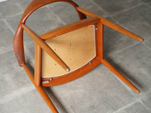 Hans J. Wegne  JH503 Johannes Hansen ハンスJウェグナー ザ・チェア マホガニーとレザー 名作チェア デザイナーズチェア ヴィンテージ ウェグナーのアームチェアの裏面
