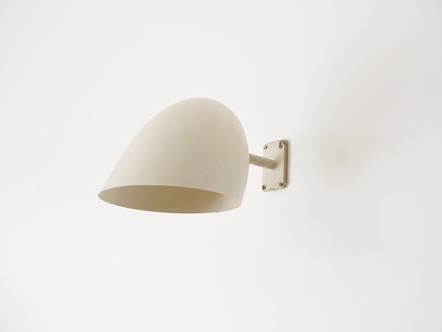 Danish design white brass Wall lamp デンマークデザインの白いウォールランプ 1030年代製ヴィンテージランプ 壁付け照明北欧