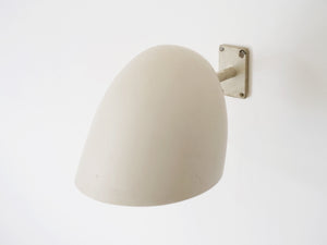 Danish design white brass Wall lamp デンマークデザインの白いウォールランプ 1030年代製ヴィンテージランプ 壁付け照明北欧 ランプの後頭部