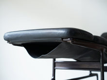 画像をギャラリービューアに読み込む, イームズチェイス 寝椅子 ハーマンミラー製 Charles Eames Ray Eames Chaise Chaiselounge イームズチェイスの縁
