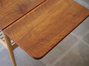 フィン・ユールの両翼延長式のコーヒーテーブル Finn Juhl coffee table with flip-down leaves Anton Kildeberg 北欧デザインのセンターテーブルの延長板