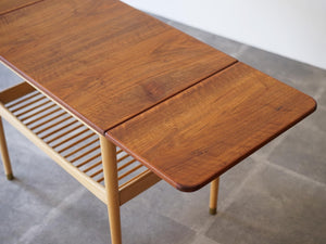 フィン・ユールの両翼延長式のコーヒーテーブル Finn Juhl coffee table with flip-down leaves Anton Kildeberg 北欧デザインのセンターテーブルの延長部分