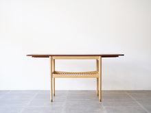 画像をギャラリービューアに読み込む, フィン・ユールの両翼延長式のコーヒーテーブル Finn Juhl coffee table with flip-down leaves Anton Kildeberg 北欧デザインのセンターテーブルの両端を延長できる
