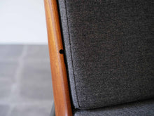 画像をギャラリービューアに読み込む, ピーターヴィッツ ブーメランチェア Peter Hvidt &amp; Orla Mølgaard-Nielsen FD135 Boomerang Chair 北欧デザインのラウンジチェアのアームが付いていたところ
