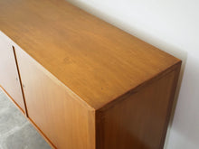 画像をギャラリービューアに読み込む, Hans J Wegner Johannes Hansen Sideboard ハンスJウェグナー ヨハネスハンセン 北欧ヴィンテージ マホガニーのサイドボードの天面

