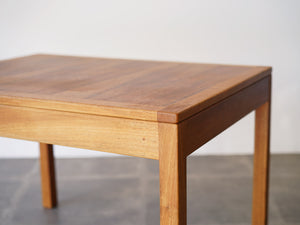 ボーエ・モーエンセン コーヒーテーブル ローテーブル 長方形のテーブル Børge Mogensen rectangular Coffee table 北欧デザインのミニテーブルの角