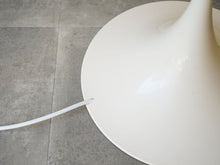 画像をギャラリービューアに読み込む, Verner Panton Panthella Floor Lamp Louis Poulsen製 ヴェルナー パントン パンテラ ルイスポールセン  フロアランプのコード
