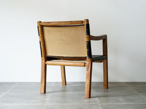 トーベ・レッダーセンの黒革のアームチェア 北欧デザイナーズチェア トーベ・キンド・ラーセン Tove Kindt-Larsen Tove Reddersen Unge Mennesker Chair 北欧チェアの背面