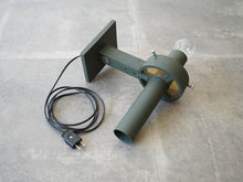 画像をギャラリービューアに読み込む, Max Brüel Gehrdt Bornebusch Jørgen Selschau Fakkellampen Nordisk Solarマックスブリュエル ゲールトボルネブッシュヨルゲンセルシャウ 壁取り付け用照明 琥珀ガラスシェードのウォールランプ コード
