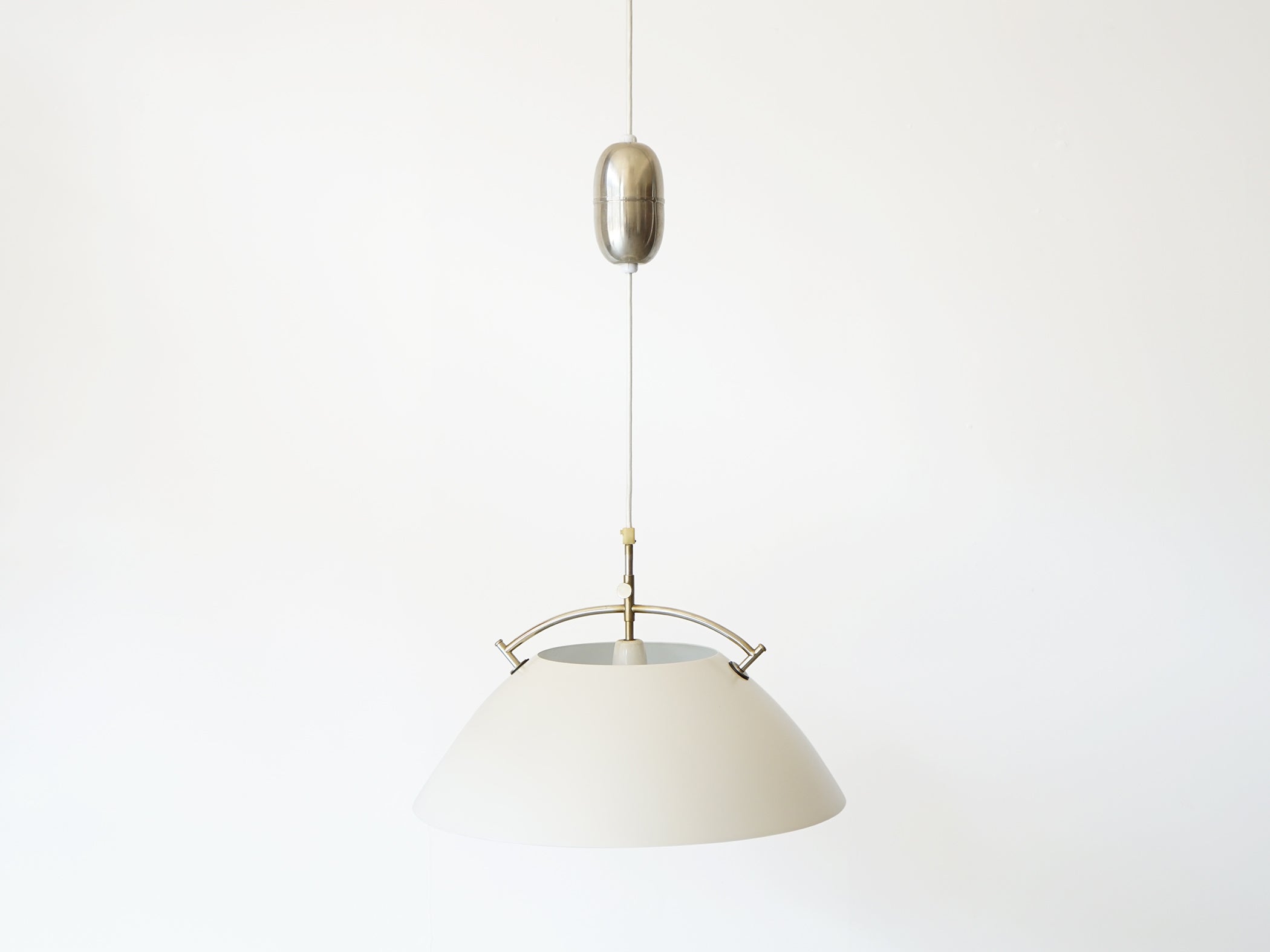 Hans J.Wegner(ハンスJ.ウェグナー)JH604ペンダントライト Louis Hans J.Wegner(ハンスJ.ウェグナー)JH604ペンダントライト Louis