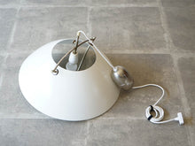 画像をギャラリービューアに読み込む, Hans J Wegner Louis Poulsen JH604ハンス ウェグナー ルイス ポールセン 北欧ヴィンテージ デザイナーズ照明 吊り下げライト ペンダントライトの全体
