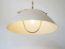 画像をギャラリービューアに読み込む, Hans J Wegner Louis Poulsen JH604ハンス ウェグナー ルイス ポールセン 北欧ヴィンテージ デザイナーズ照明 吊り下げライト ペンダントライトの点灯イメージ
