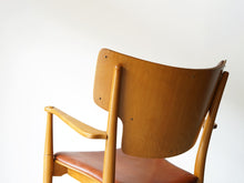 画像をギャラリービューアに読み込む, Peter Hvidt Orla Mølgaard-Nielsen Portex Armchair Fritz Hansen vintage niger leather ピーター・ビッツとオルラ・モルガート・ニールセンのアームチェア ナイジャーレザー張り 北欧ヴィンテージ デザイナーズチェア 椅子の背もたれ背面
