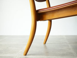 Peter Hvidt Orla Mølgaard-Nielsen Portex Armchair Fritz Hansen vintage niger leather ピーター・ビッツとオルラ・モルガート・ニールセンのアームチェア ナイジャーレザー張り 北欧ヴィンテージ デザイナーズチェア 椅子の後ろ脚の曲線