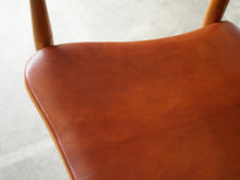 画像をギャラリービューアに読み込む, Peter Hvidt Orla Mølgaard-Nielsen Portex Armchair Fritz Hansen vintage niger leather ピーター・ビッツとオルラ・モルガート・ニールセンのアームチェア ナイジャーレザー張り 北欧ヴィンテージ デザイナーズチェア 椅子の座面
