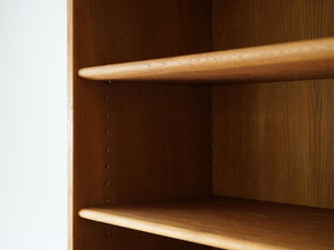 Hans J Wegner Ry8 wallunit bookcase ハンスJウェグナー 本棚 ウォールユニット オーク材の本棚 Ry8 RY Møbler ヴィンテージ 棚板は高さ調節できます