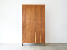 画像をギャラリービューアに読み込む, Hans J Wegner Ry8 wallunit bookcase ハンスJウェグナー 本棚 ウォールユニット オーク材の本棚 Ry8 RY Møbler ヴィンテージ 棚の裏面
