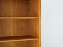 画像をギャラリービューアに読み込む, Hans J Wegner Ry8 wallunit bookcase ハンスJウェグナー 本棚 ウォールユニット オーク材の本棚 Ry8 RY Møbler ヴィンテージ 棚板は真鍮のビス
