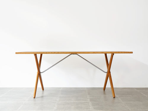 Hans J. Wegner（ハンス・J・ウェグナー ）商品一覧 / 北欧