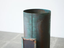画像をギャラリービューアに読み込む, Danish design Copper outdoor lamp デンマークデザイン 屋外用ライト ブラケットライト 銅のヴィンテージランプ 壁面照明 ランプの裏面
