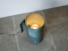 画像をギャラリービューアに読み込む, Danish design Copper outdoor lamp デンマークデザイン 屋外用ライト ブラケットライト 銅のヴィンテージランプ 壁面照明 ランプの点灯イメージ
