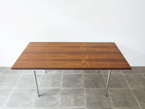 Hans J. Wegner（ハンスJ.ウェグナー）AT318 ローズウッドのダイニング