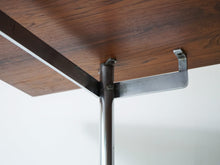 画像をギャラリービューアに読み込む, Hans J Wegner AT318 Andreas Tuck ハンス J ウェグナー 北欧ヴィンテージ ローズウッドダイニングテーブル 天板の裏面の接続部
