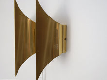 画像をギャラリービューアに読み込む, Bent Karlby Gothic Ⅱ Lyfa ベント カールビー ゴシック2(2連タイプ)リーファ 北欧ヴィンテージ ブラケットライト 真鍮のウォールランプ 側面 反ったデザイン

